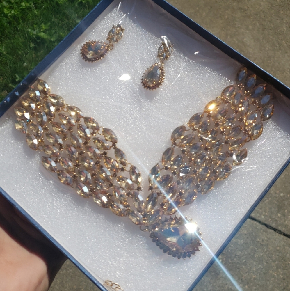 Austrian crystal necklace and earrings